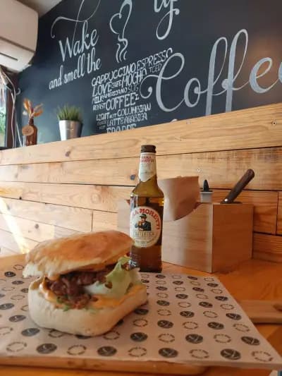ВкусотéриЯ | cafe & burgers