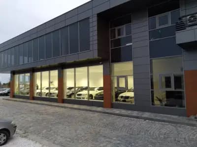 Автосалон Агресия