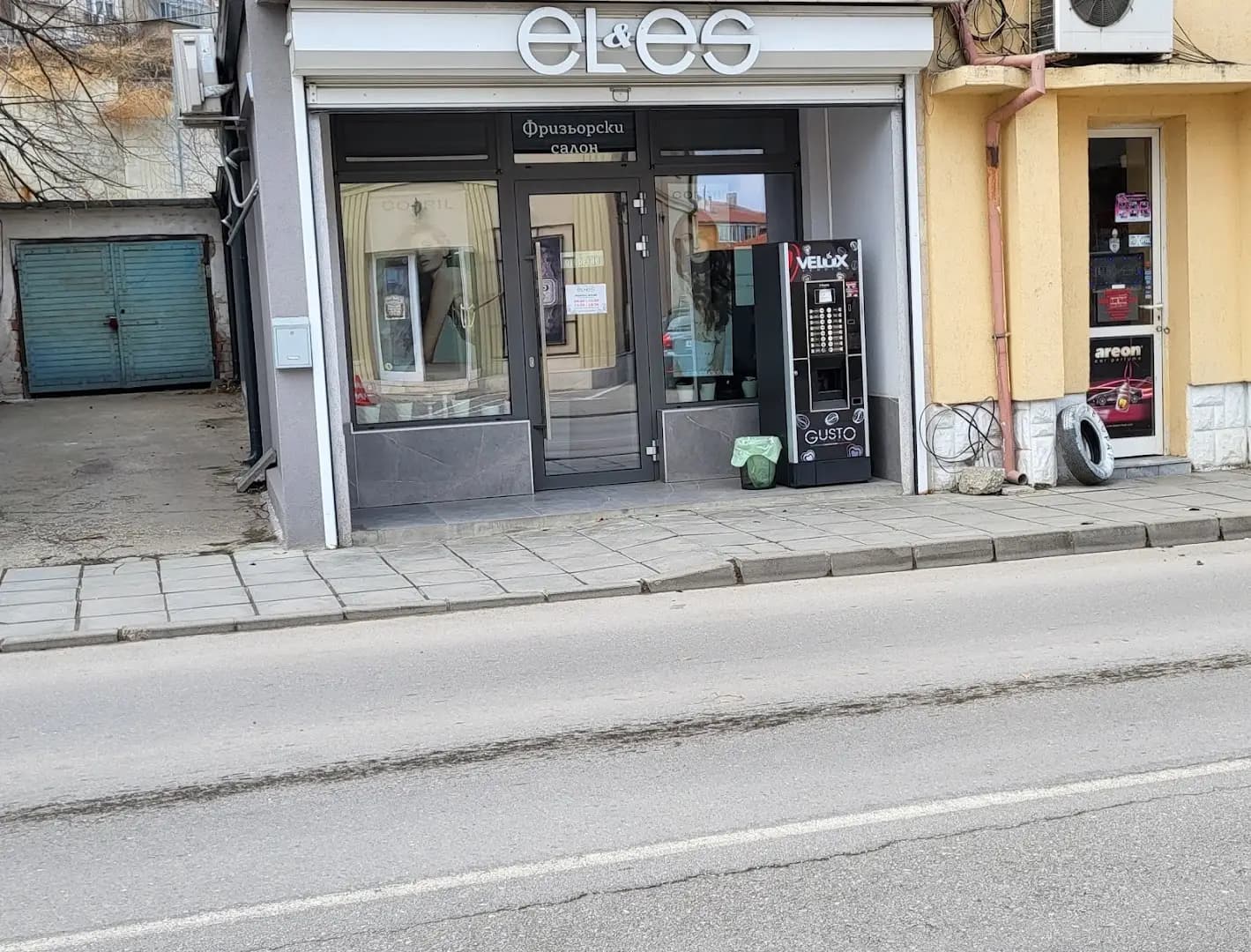 "El&Es"