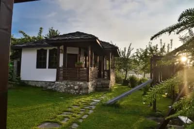 Хотелски комплекс Родопски Легенди