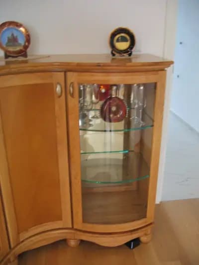 Мебели Люцканов
