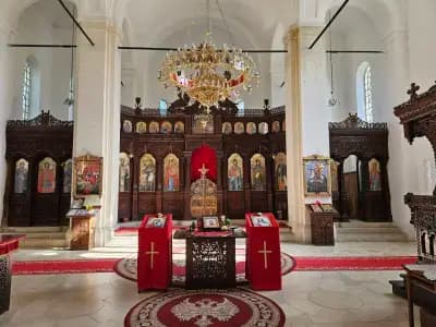Храм-паметник "Св. св. Кирил и Методий"