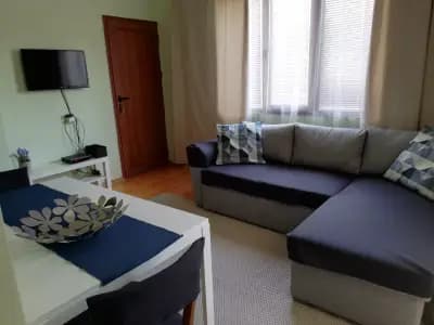 Red Peppers Apartment