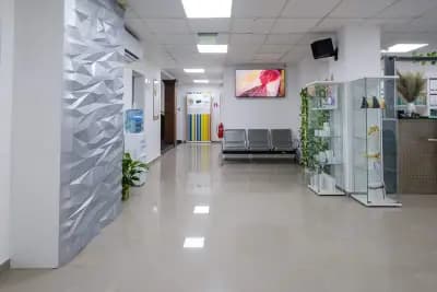 Топ Медик - Медицински Център и Барокамера