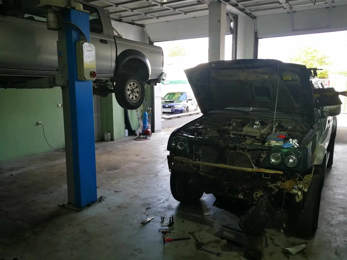 Автосервиз Alpina Ямбол