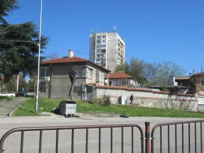 Akademik Boyan Petkanchin High school