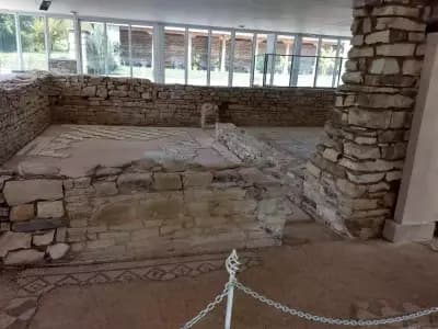 Вила Армира