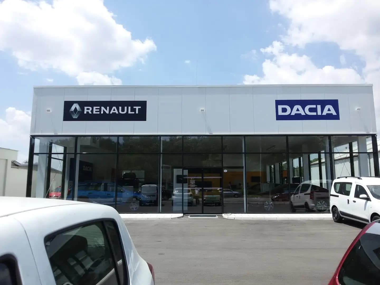Motoexpert, Peugeot and Citroen Haskovo