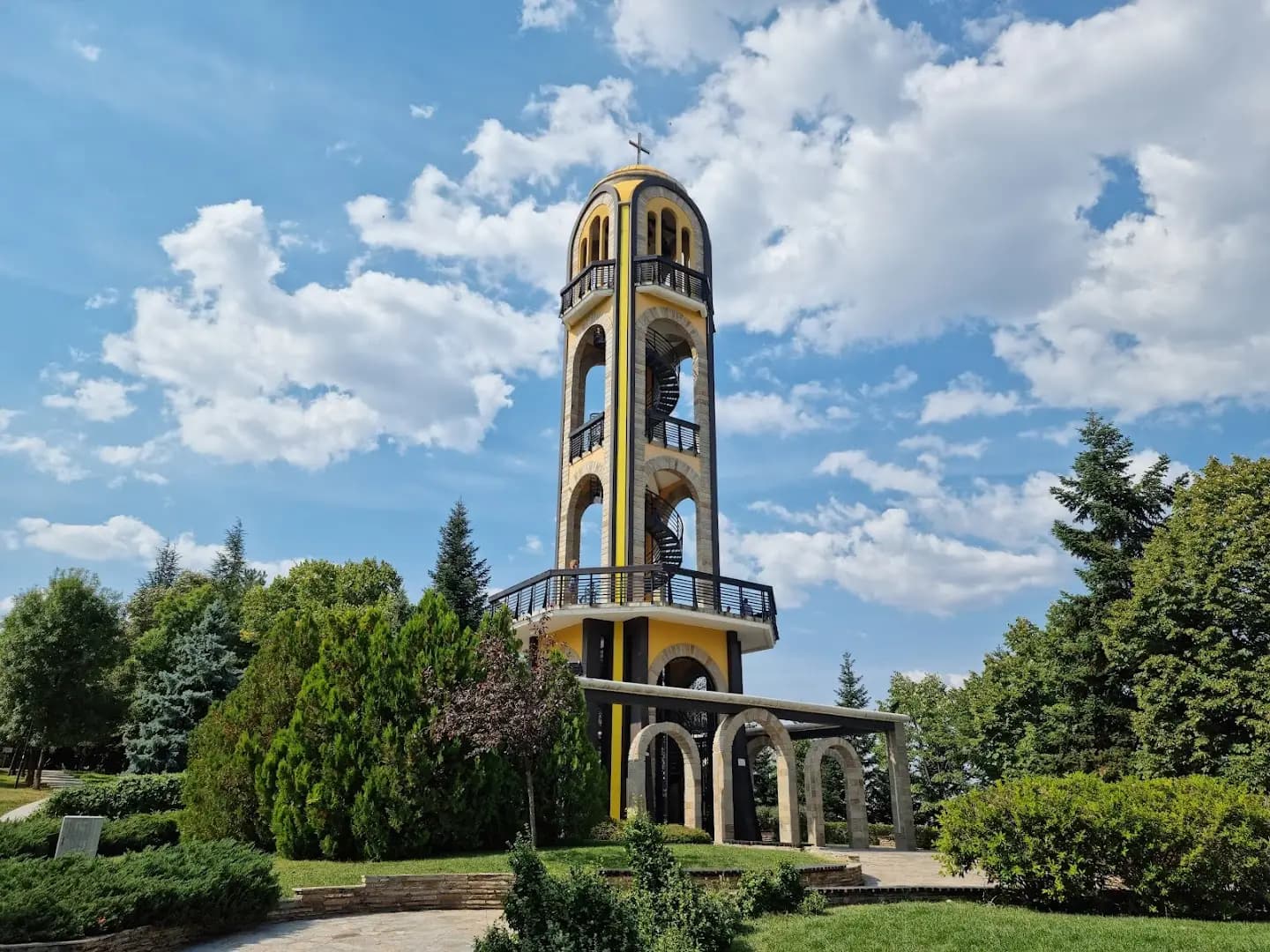 Камбанарията
