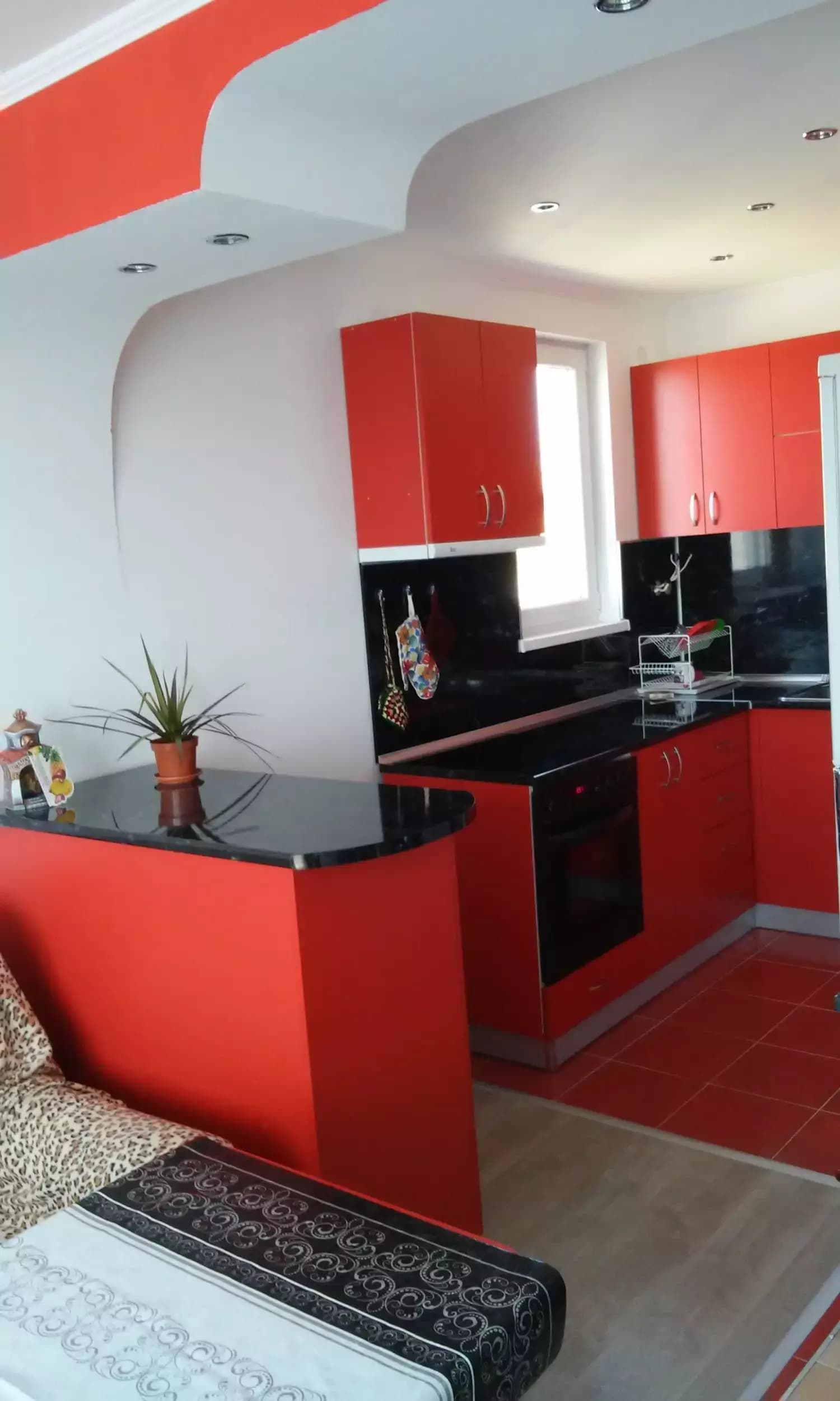 Венелин Нонинов - Мебели по поръчка Пазарджик