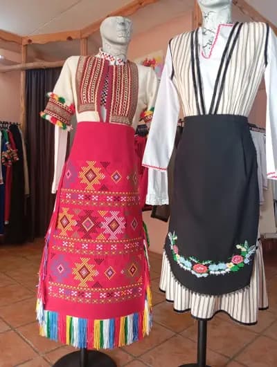 НАРОДНИ НОСИИ БГ ЕООД