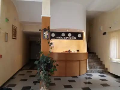 Хотелски комплекс "Ливадите"