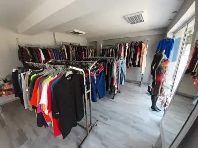 ONE STORE second hand