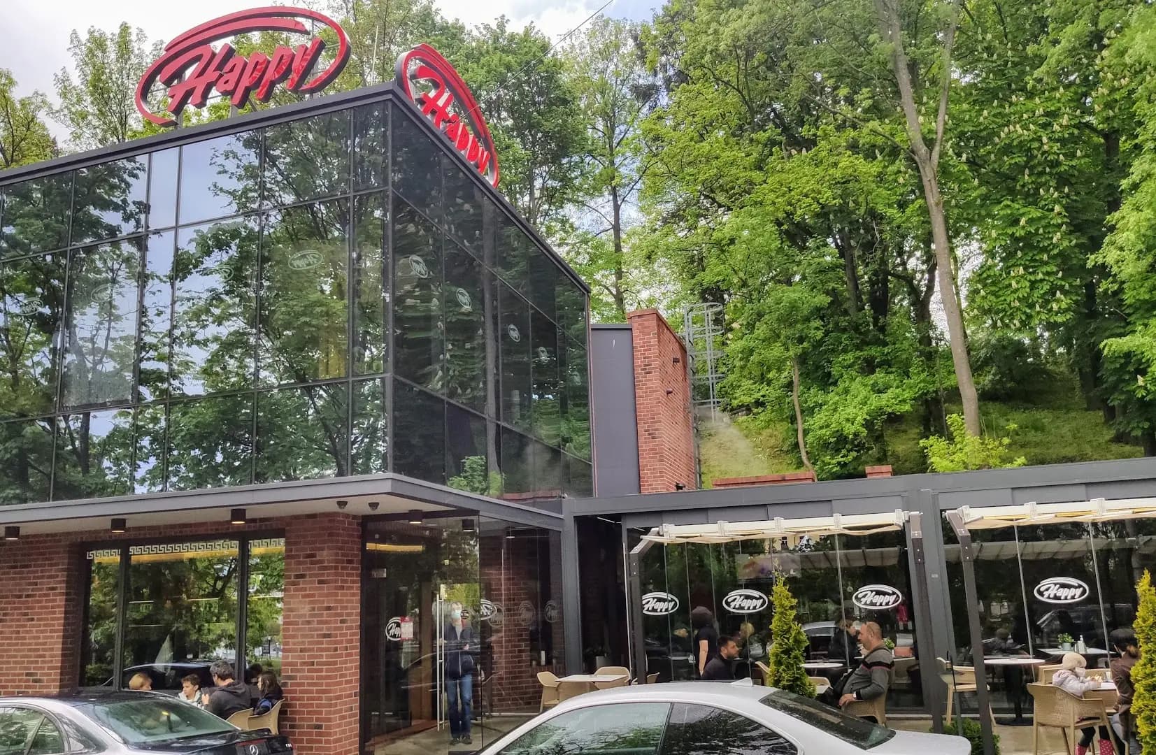 Happy Bar & Grill Bankya