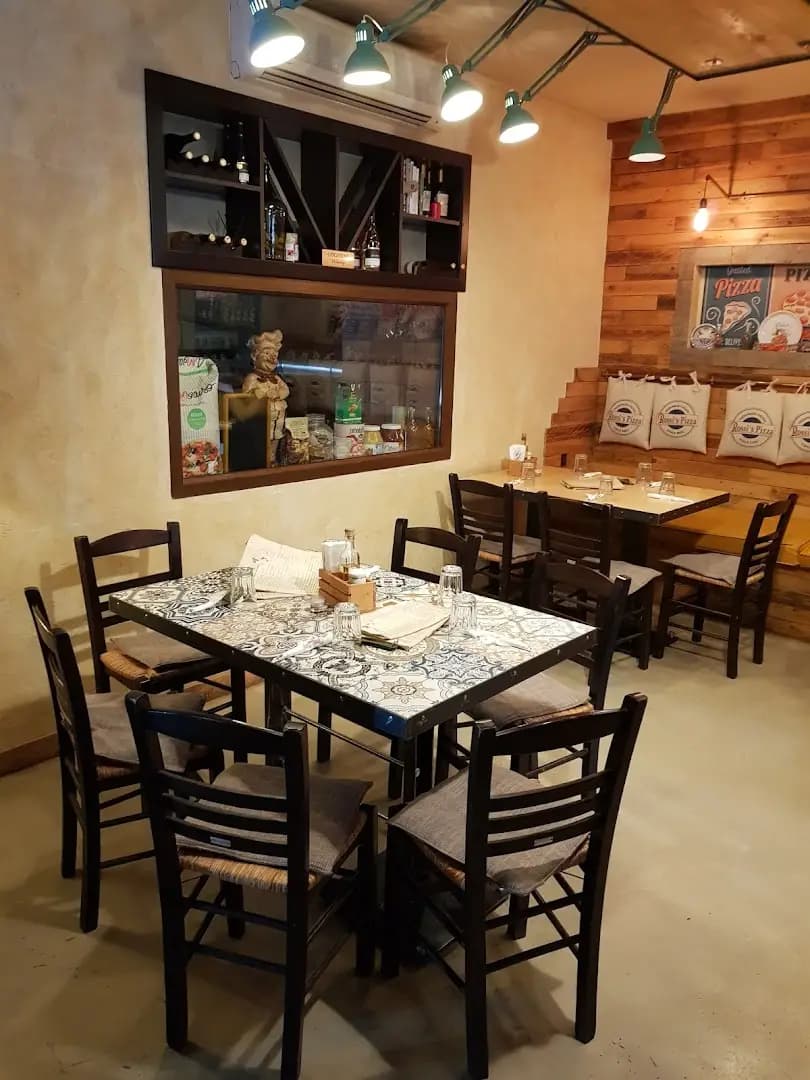 Rossi's pizza