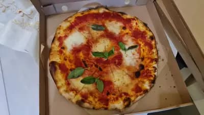 Rossi's pizza
