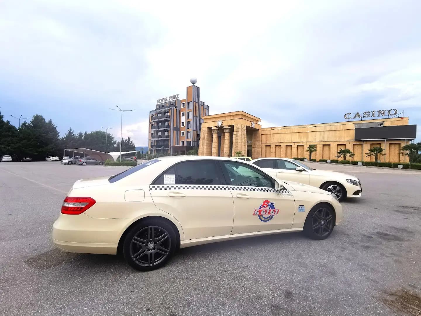 БОРО ТАКСИ ПЕТРИЧ