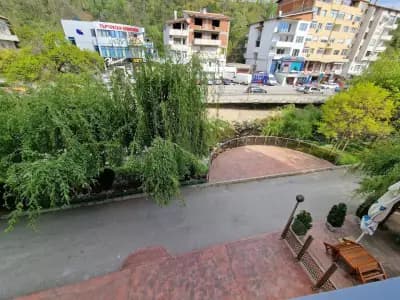 "При братята" - Apartments & Studios