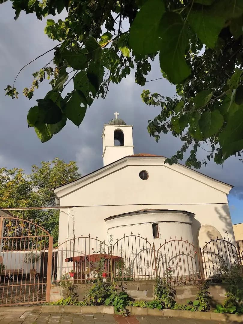 Храм „Свети Никола“