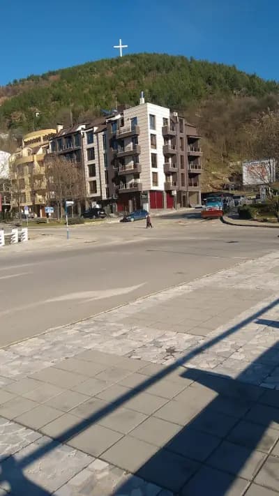 КЛУБ ХОТЕЛ ВАРОША