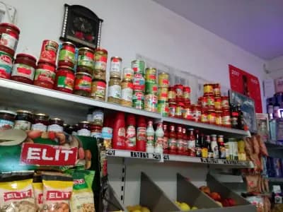 Мини маркет "Брезите "