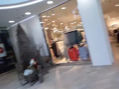 H&M