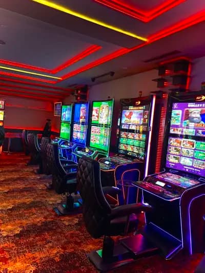 Circle gaming club