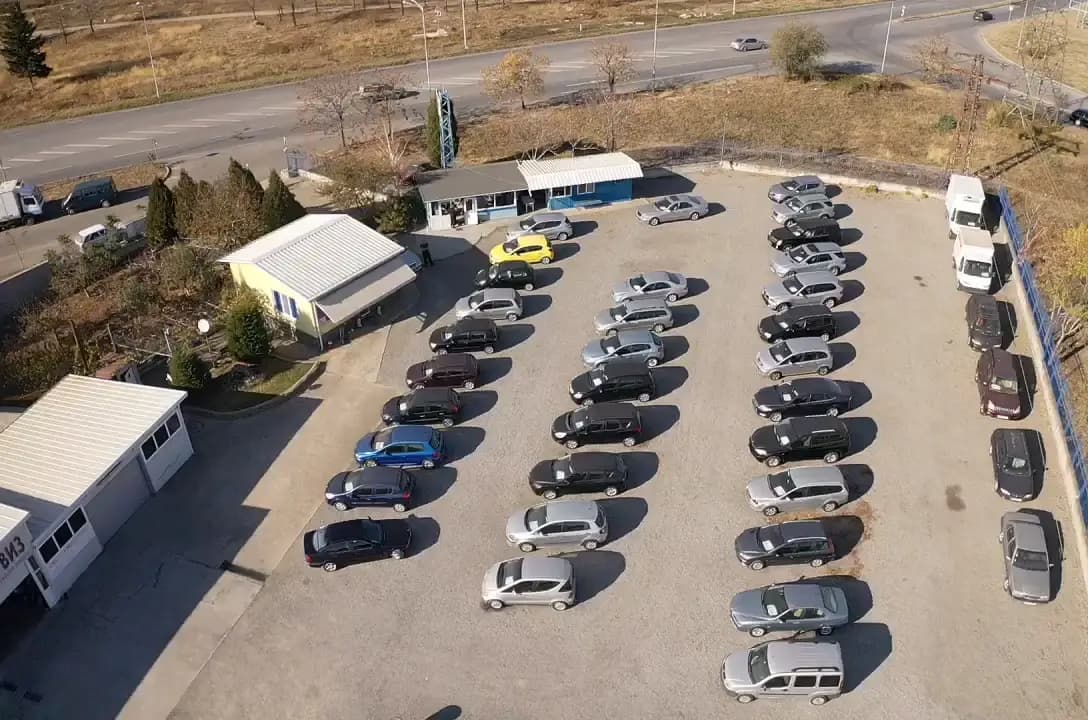 АВТОКЪЩА "МОБИЛ"