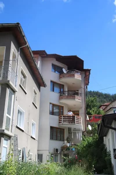 The House with the Three Fir Trees (Tri Eli)