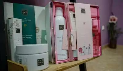 Triquetra Massage Center