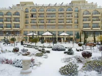 Therma Palace - Mineral Pool & SPA