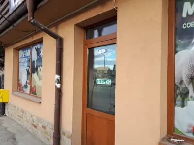 Млекарница Мандра Равно Поле