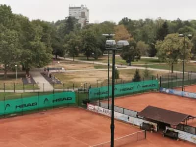 Клуб-ресторант Олд Скул Изида