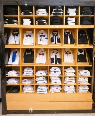 MONNI MILANO Plovdiv Plaza Mall