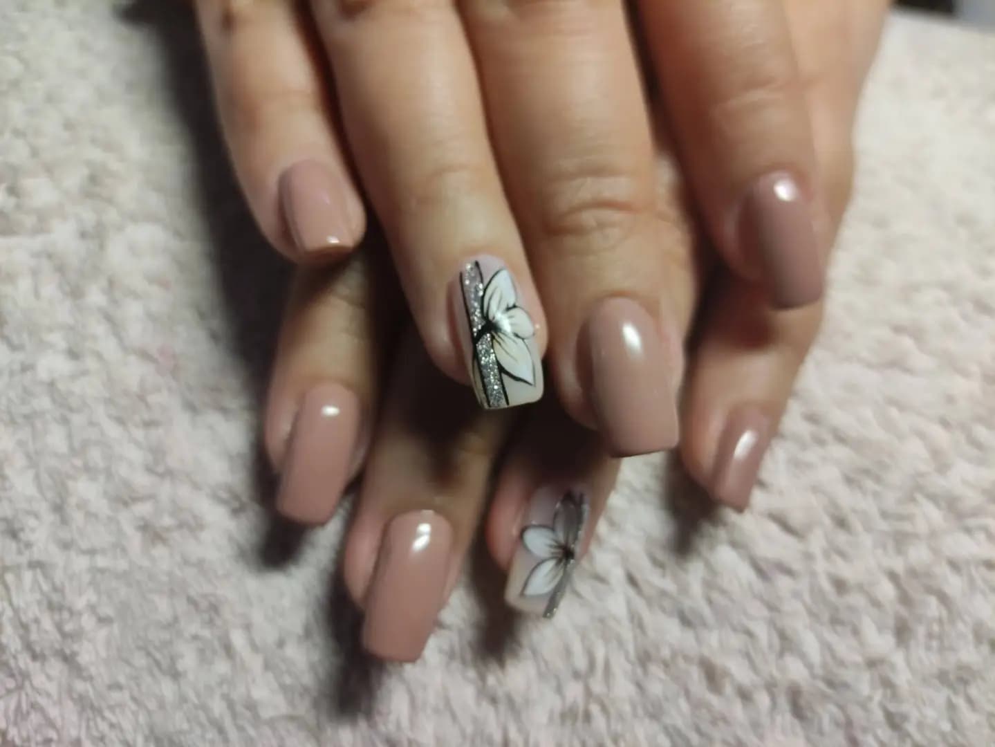 Veselka Manolova-Vesi Nails