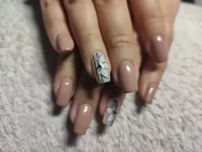 Veselka Manolova-Vesi Nails