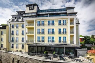 VIZUALIZA Residence Hotel
