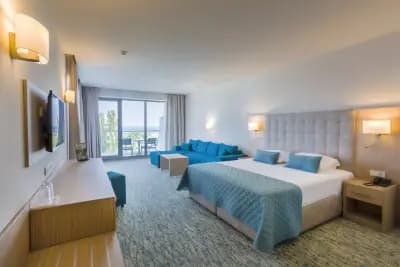 Astoria Hotel All Inclusive & Private Beach