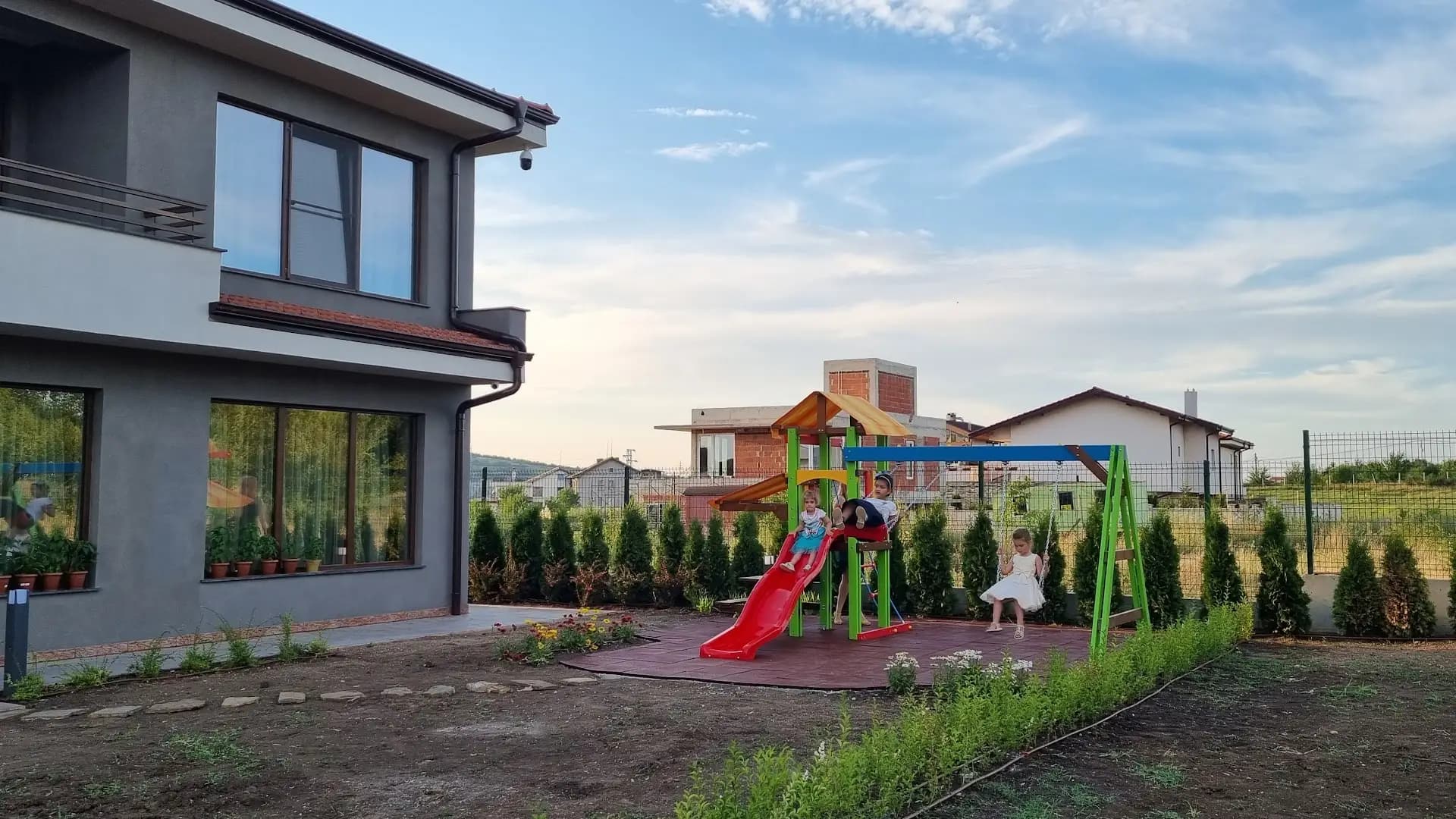 Къща за гости "Съндей" / Sunday Guest House