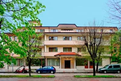 Съни Гардън СПА Хотел