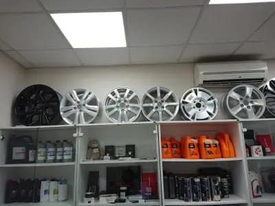 Бултрако Моторс АД София-Изток