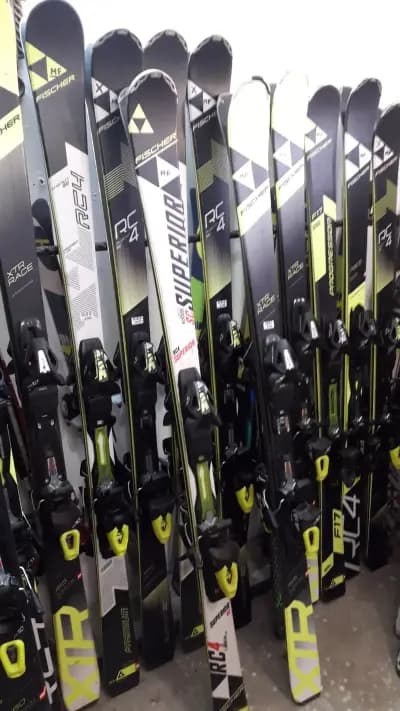 Ski Service Manol / Ски и Сноуборд под наем Самоков