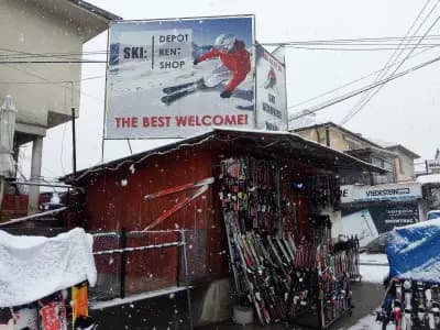 Ski Service Manol / Ски и Сноуборд под наем Самоков