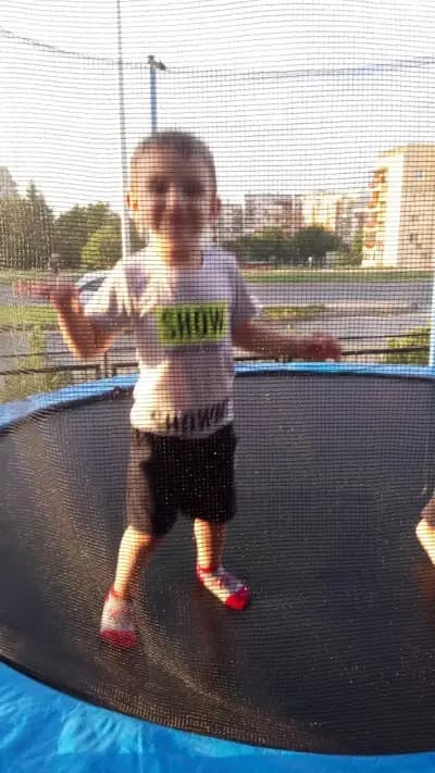Бензиностанция "ОМВ"