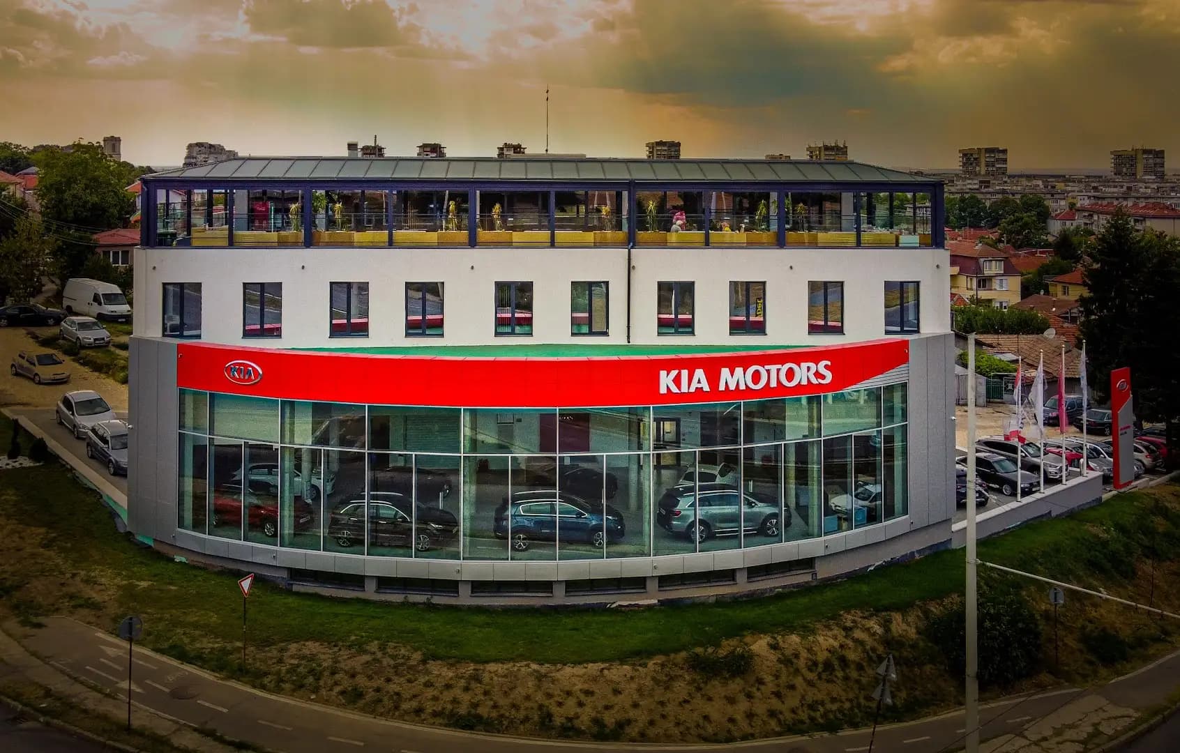 KIA Ruse Autocenter VEKO / ВЕКО ОЙЛ