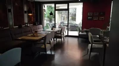 Oppium restaurant and Garden