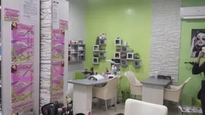 "Victoria style"