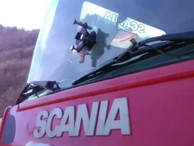ЛЕПЕНЕ И ВЪЗСТАНОВЯВАНЕ НА СПУКАНИ АВТОСТЪКЛА за ЦЯЛАТА СТРАНА, ГЛАСМЕДЖИК