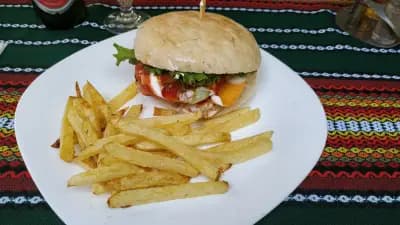 Златна фирма