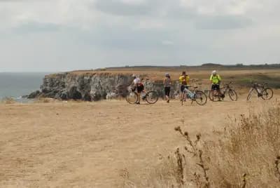PLATEAU CYCLING - Plateau Ltd